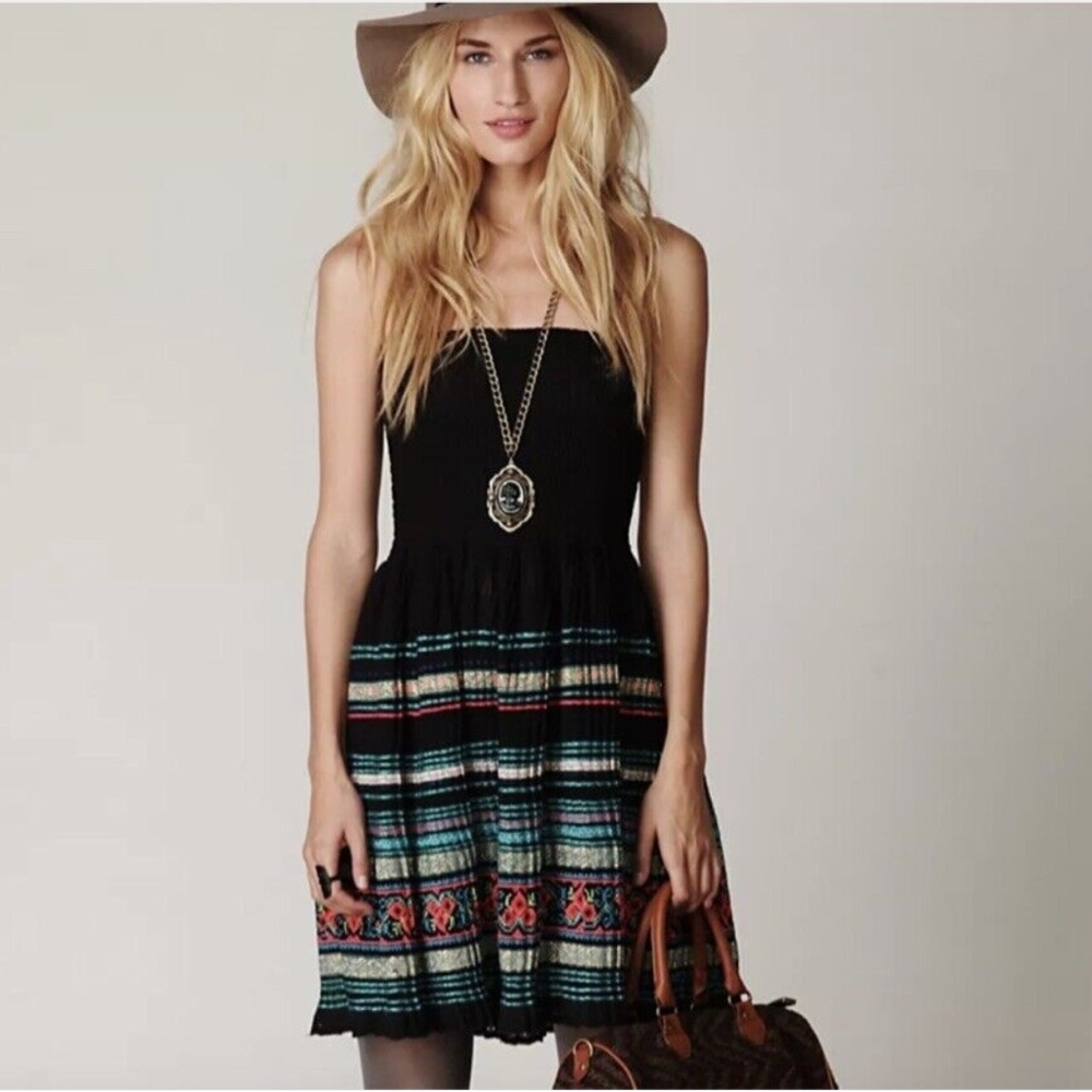 Women’s free people show off your skirt dress size M smocked boho hippy festival